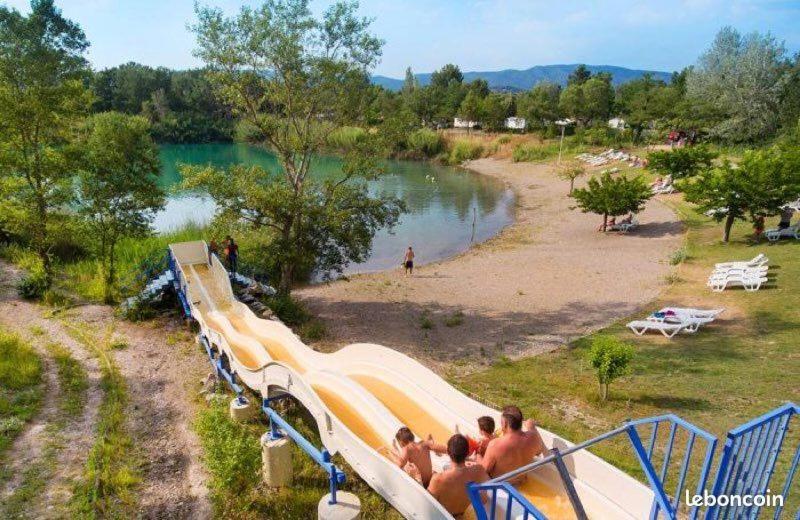 Mobil Home Tout Confort 6 Personnes Climatise Au Pied Du Luberon La Roque-d'Antheron Exterior foto